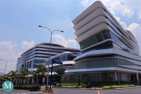 conrad hotel mall of asia|Location .